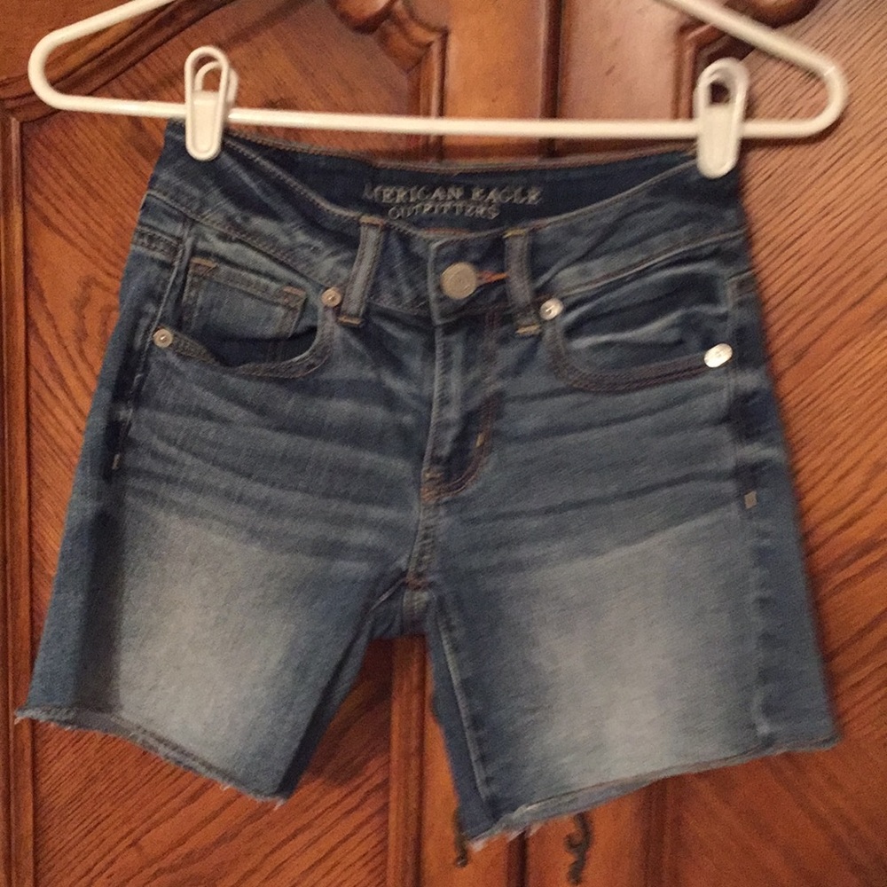 American eagle superstretch Midi Jean shorts